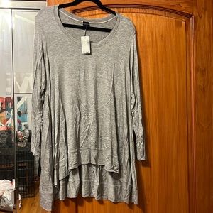 Ducci brand grey long sleeve top NWT